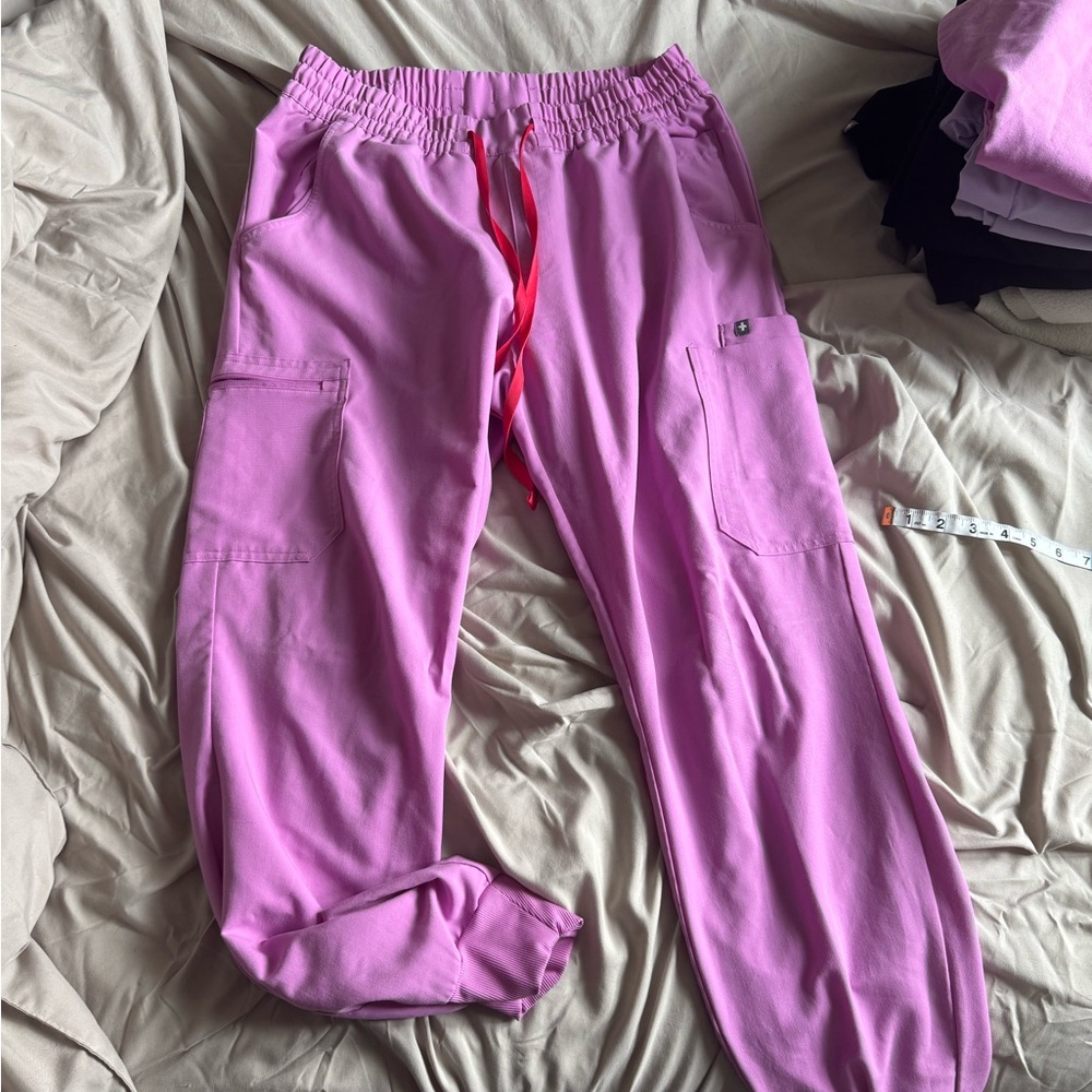 FIGS High Waisted Uman Scrub Joggers